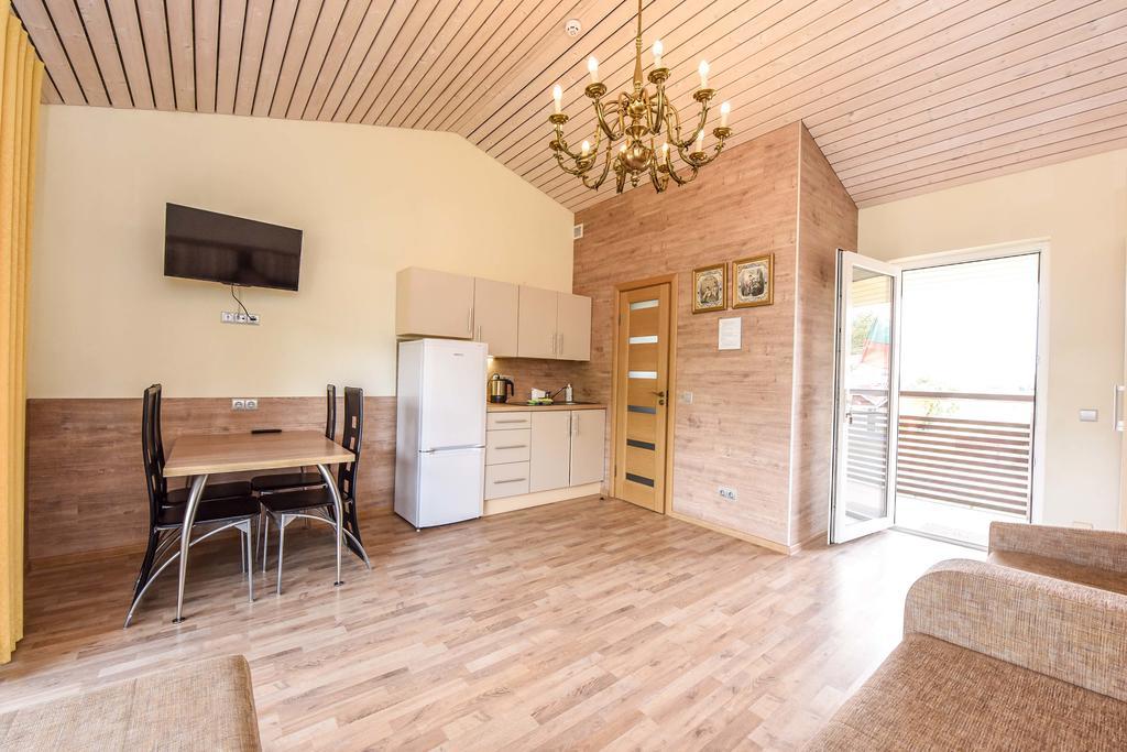 Apartamentai Trys Pusys Šventoji Dış mekan fotoğraf